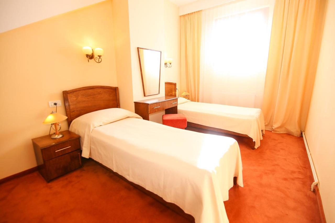 Hotel Piatra Craiului Predeal Extérieur photo