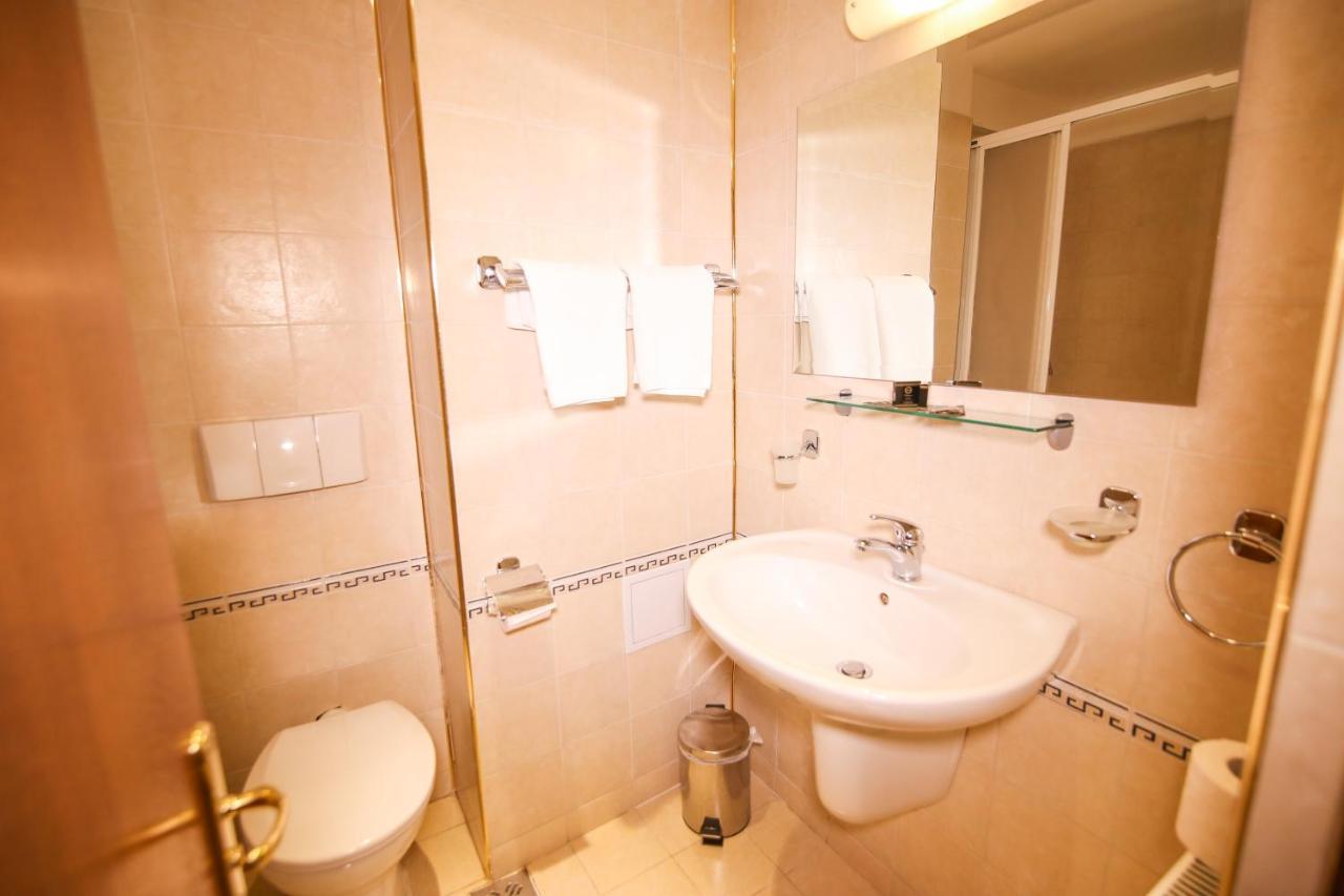Hotel Piatra Craiului Predeal Extérieur photo