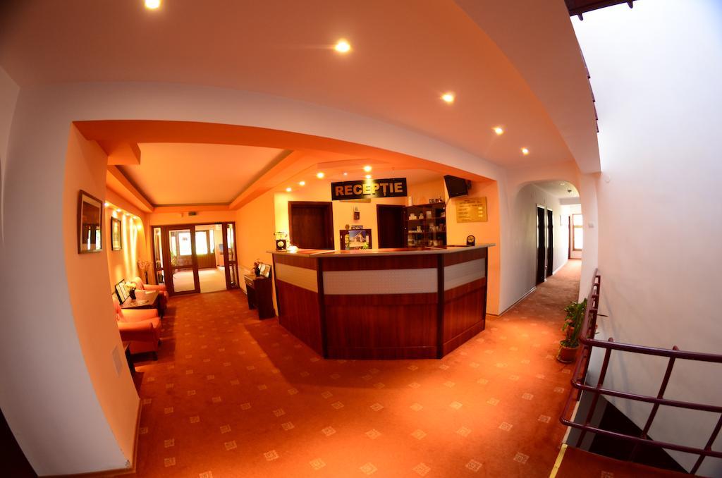 Hotel Piatra Craiului Predeal Extérieur photo